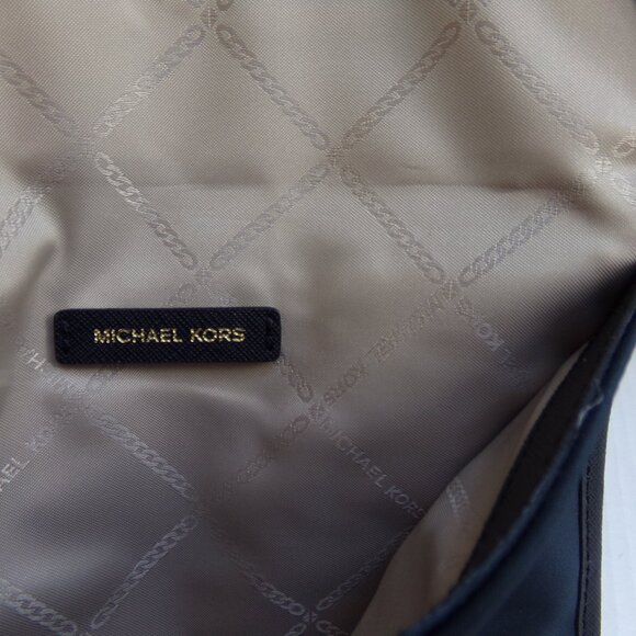 Michael Kors Bag Pouch Navy Black Logo Snap 8'' Can Use Wristlet Fabric - Picture 8 of 10